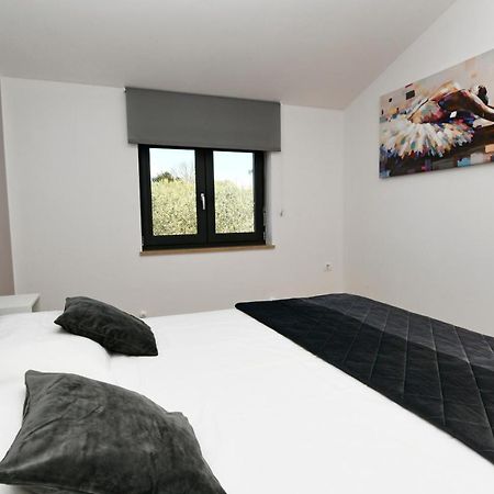 R2 Apartment By Residence Rudan Vizinada Luaran gambar