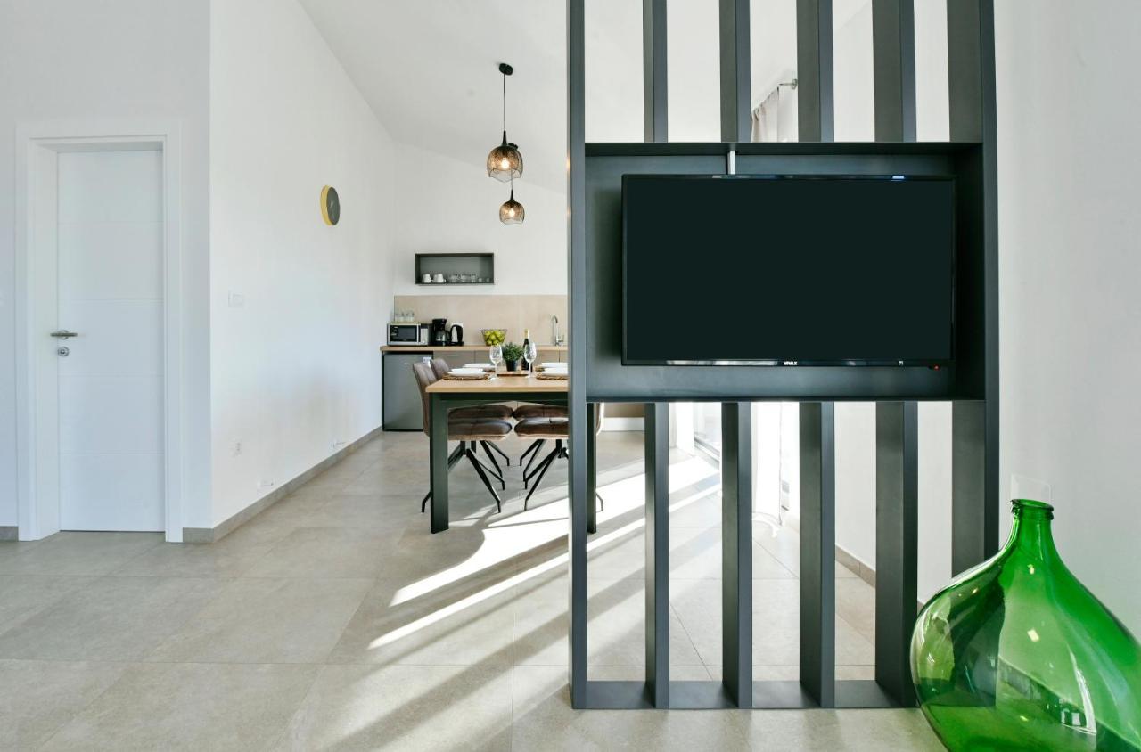 R2 Apartment By Residence Rudan Vizinada Luaran gambar