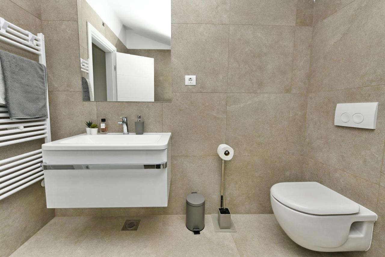R2 Apartment By Residence Rudan Vizinada Luaran gambar