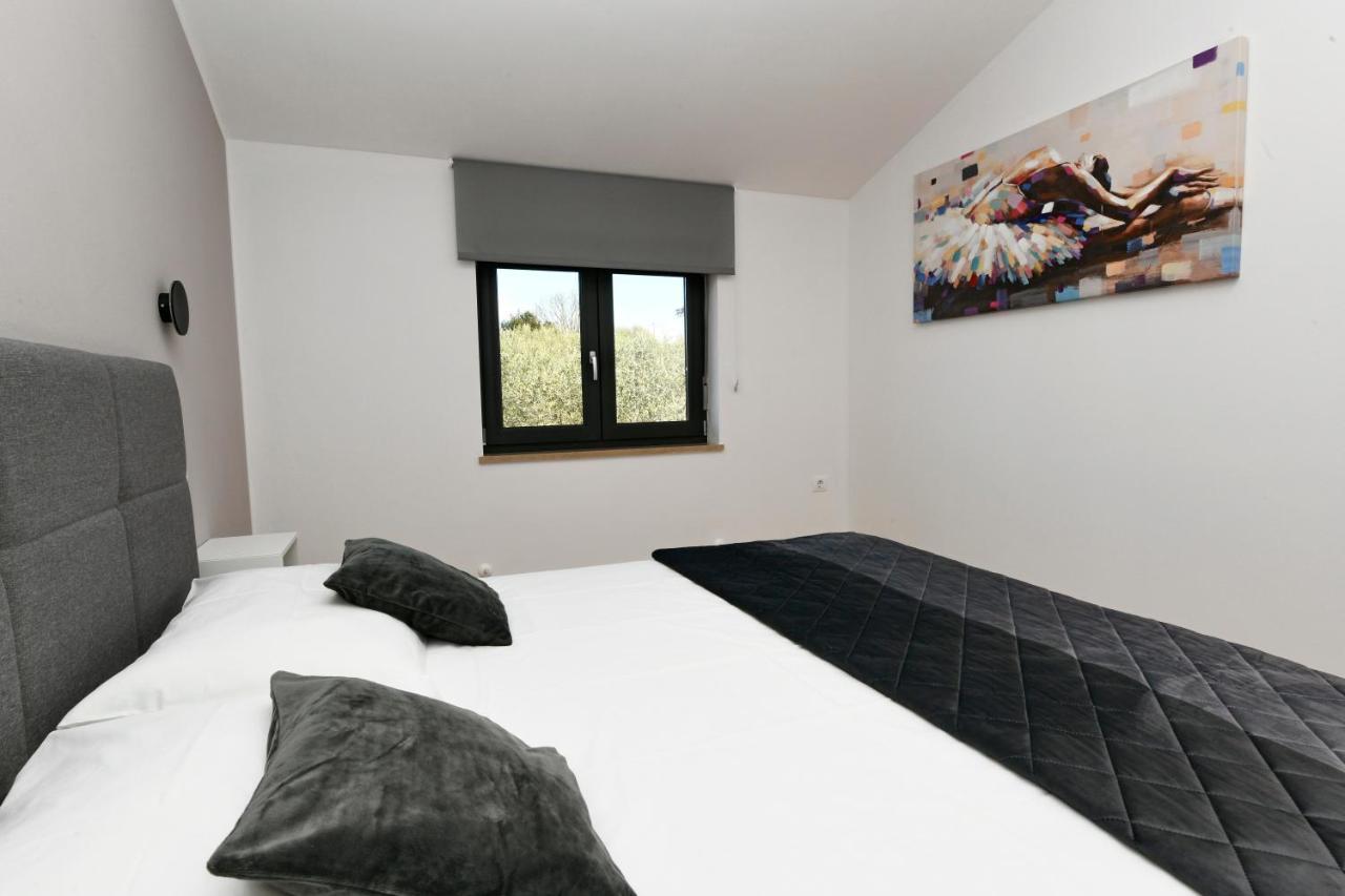 R2 Apartment By Residence Rudan Vizinada Luaran gambar